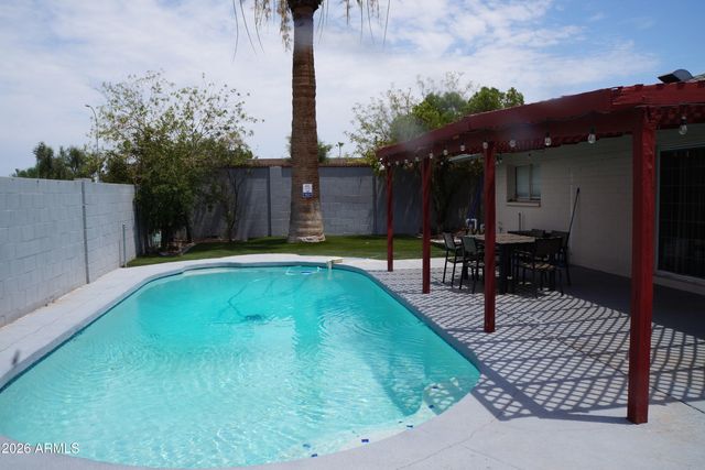 1732 E HERMOSA Drive, Tempe, AZ 85282