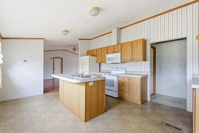 9643 Midland Rd, Bell Buckle, TN 37020