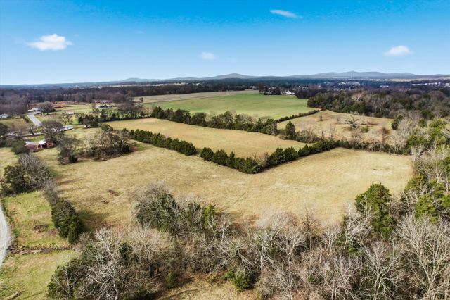 9643 Midland Rd, Bell Buckle, TN 37020