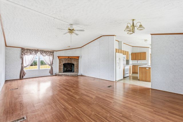 9643 Midland Rd, Bell Buckle, TN 37020