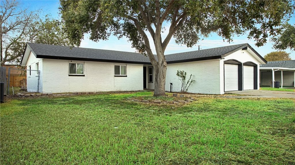 5225 Hitching Post, Corpus Christi, TX 78415 — photo 3