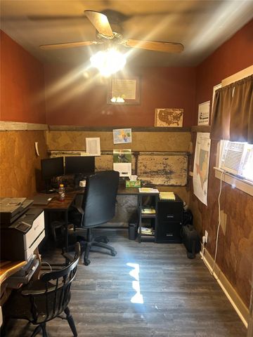 408 South Street, Throckmorton, TX 76483