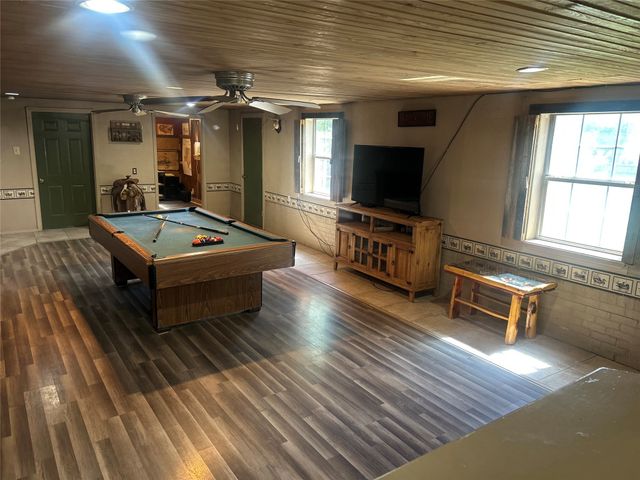 408 South Street, Throckmorton, TX 76483