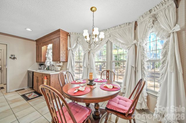 219 Williamsburg Lane, Wadesboro, NC 28170