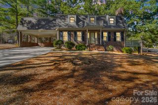 219 Williamsburg Lane, Wadesboro, NC 28170