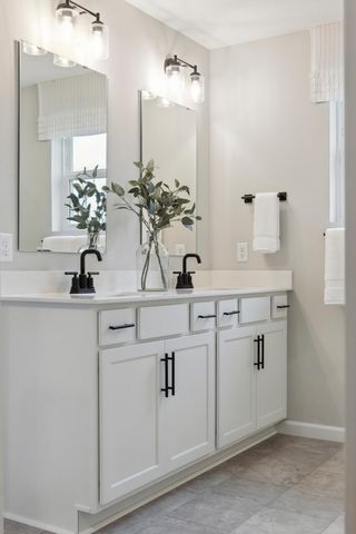 17975 Genoa Drive, Lakeville, MN 55044