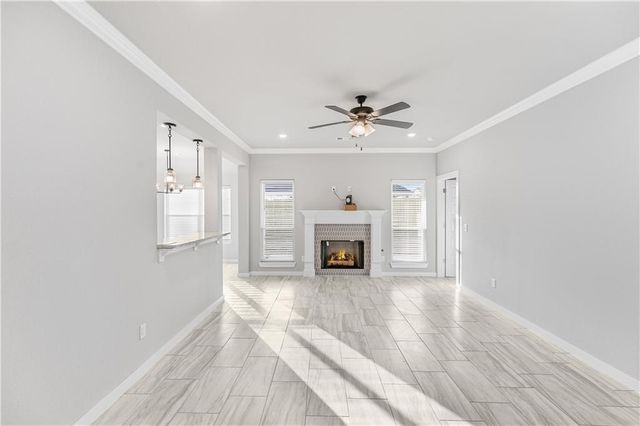410 Peach Avenue, Centerton, AR 72719