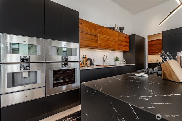 5684 Lux Lane, Blaine, WA 98230