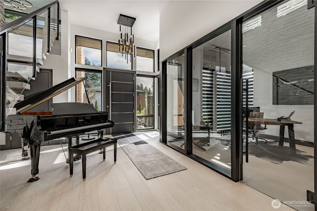 5684 Lux Lane, Blaine, WA 98230