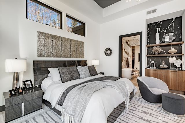 5684 Lux Lane, Blaine, WA 98230