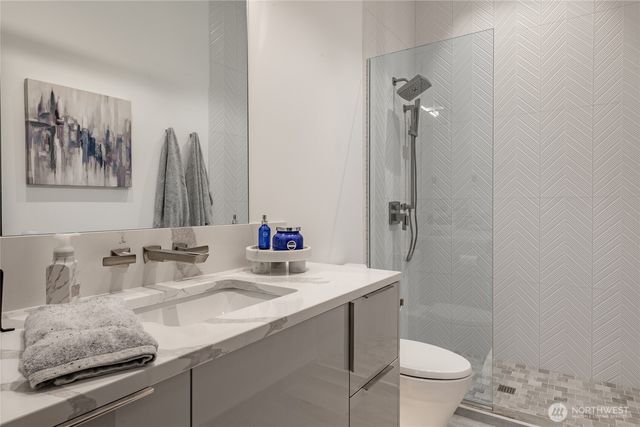 5684 Lux Lane, Blaine, WA 98230