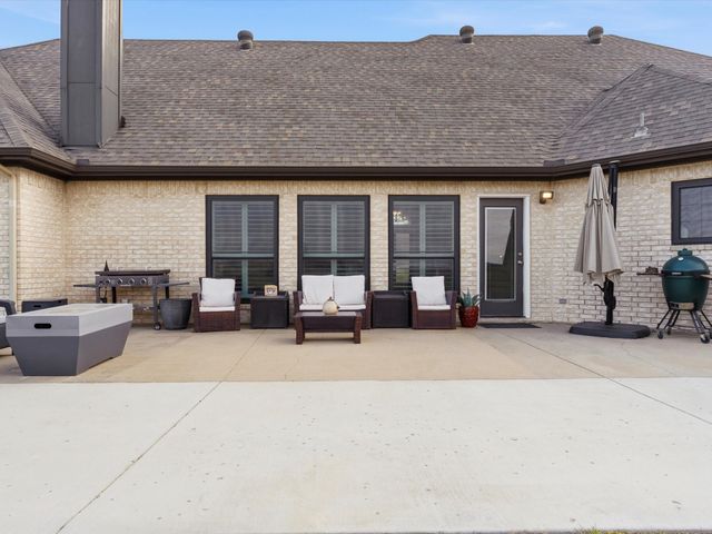 700 Lonesome Trail, Haslet, TX 76052