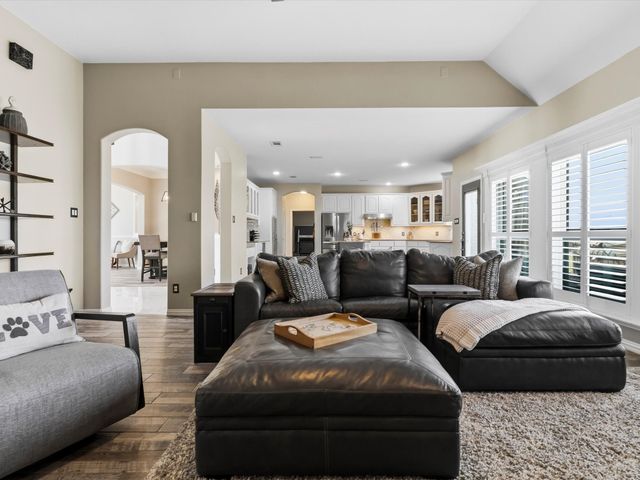 700 Lonesome Trail, Haslet, TX 76052