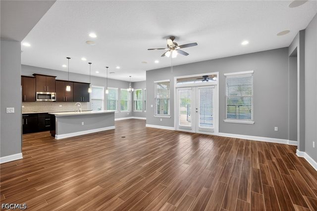 710 116th CT NE, Bradenton, FL 34212