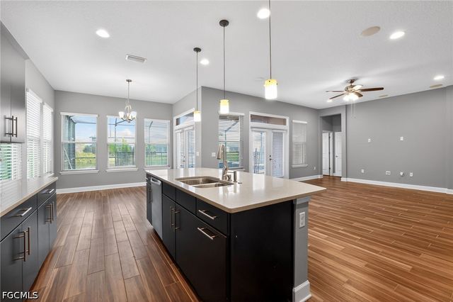 710 116th CT NE, Bradenton, FL 34212