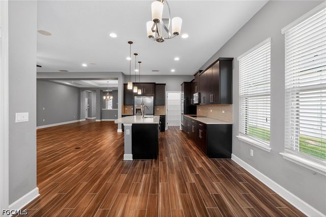 710 116th CT NE, Bradenton, FL 34212