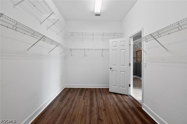 710 116th CT NE, Bradenton, FL 34212