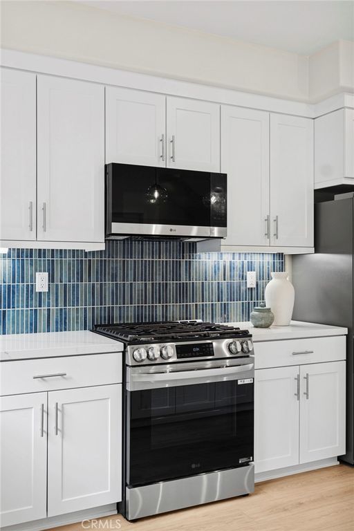 Image 10 of property listing at 664 E Fourth Street, Pomona, CA 91766