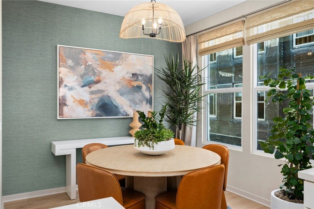 Image 7 of property listing at 664 E Fourth Street, Pomona, CA 91766