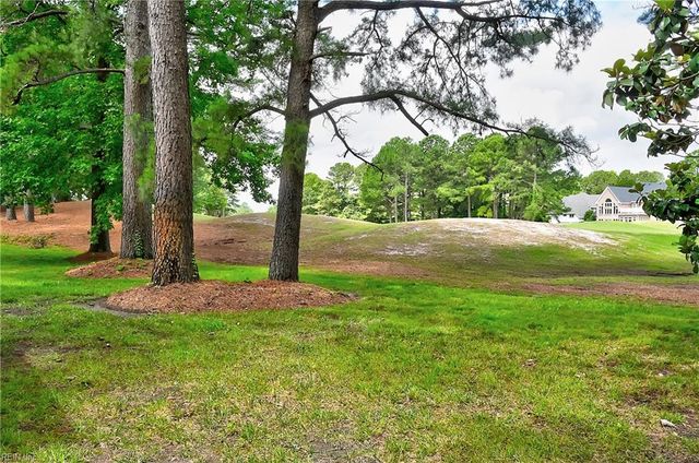1208 Masters ROW, Chesapeake, VA 23320