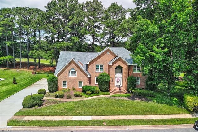 1208 Masters ROW, Chesapeake, VA 23320