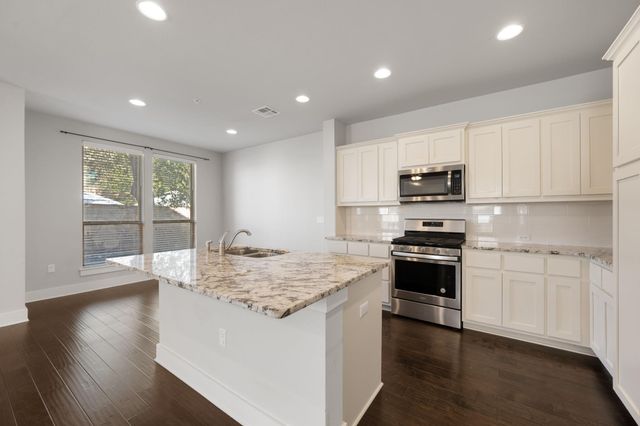 13800 Lyndhurst ST 326, Austin, TX 78717