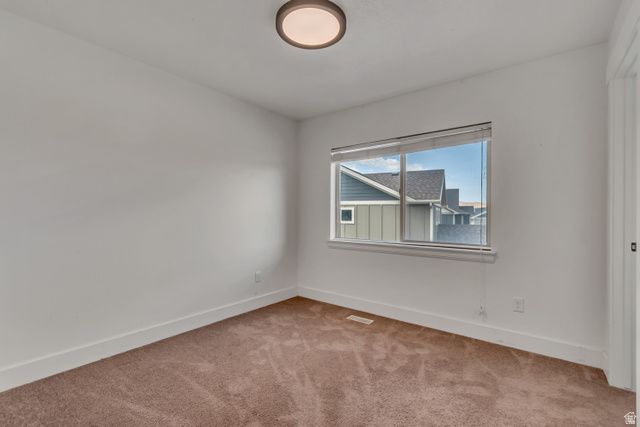 8069 N QUARTER MILE DR, Eagle Mountain, UT 84005