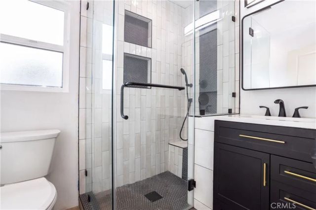 7410 Cozycroft Avenue, Winnetka, CA 91306