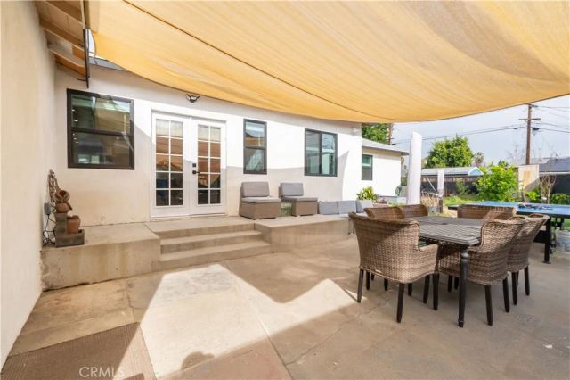 7410 Cozycroft Avenue, Winnetka, CA 91306