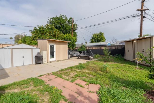 7410 Cozycroft Avenue, Winnetka, CA 91306