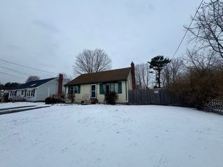14 Morrill St, Brockton, MA 02302