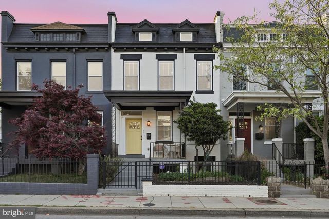445 KENYON ST NW, Washington, DC 20010
