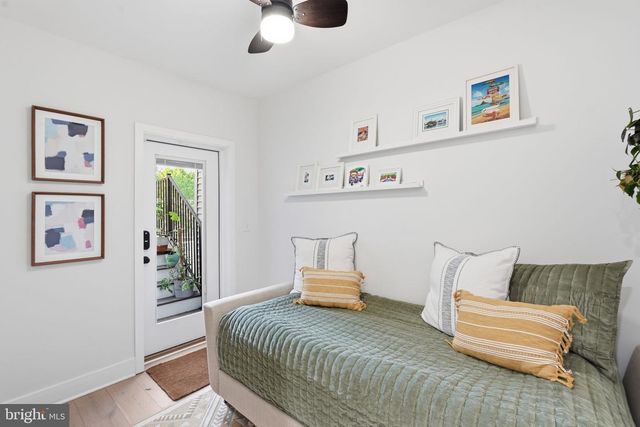 445 KENYON ST NW, Washington, DC 20010