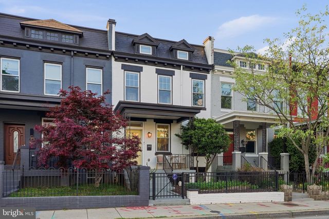 445 KENYON ST NW, Washington, DC 20010