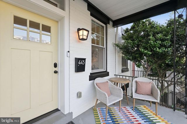 445 KENYON ST NW, Washington, DC 20010