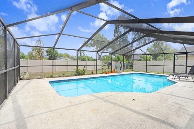 1204 LADY GUINEVERE DRIVE, Valrico, FL 33594
