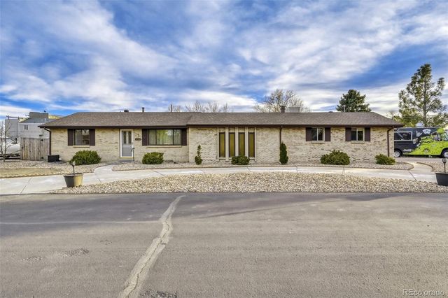 10220 Carmody Lane, Lakewood, CO 80227