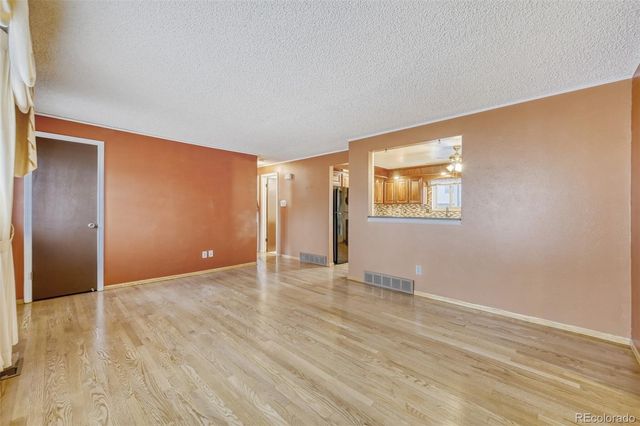 10220 Carmody Lane, Lakewood, CO 80227