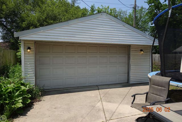 4166 Porter Avenue, Lincoln Park, MI 48146