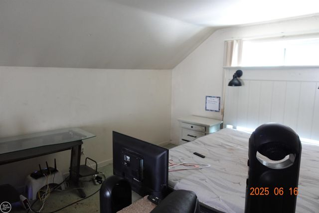 4166 Porter Avenue, Lincoln Park, MI 48146