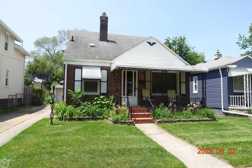 4166 Porter Avenue, Lincoln Park, MI 48146