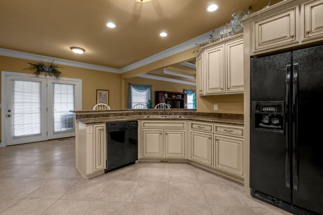 1016 Scenic Garden, Lawrenceburg, KY 40342