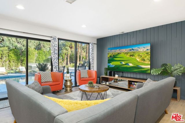 2660 N Farrell Drive, Palm Springs, CA 92262