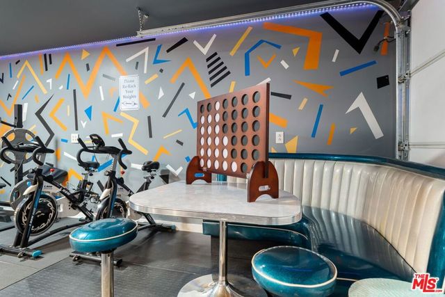 2660 N Farrell Drive, Palm Springs, CA 92262