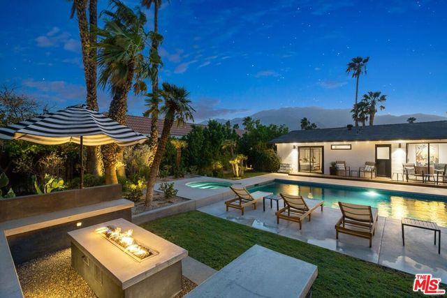 2660 N Farrell Drive, Palm Springs, CA 92262