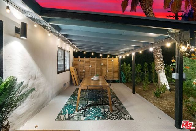 2660 N Farrell Drive, Palm Springs, CA 92262