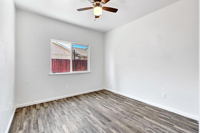 1742 Acacia Avenue, Sanger, CA 93657