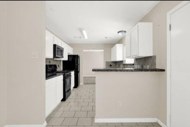 1309 S Heron Drive, Seabrook, TX 77586