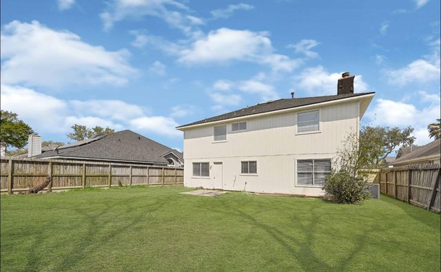 1309 S Heron Drive, Seabrook, TX 77586