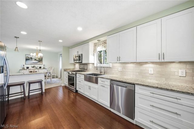 27631 Edgepark Boulevard, North Olmsted, OH 44070